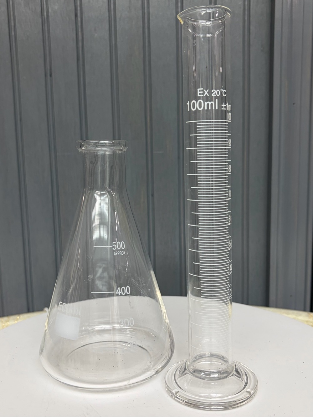 Clear Glass Laboratory Beaker Set 500ml Flask & 100ml Graduated Cylinder Decor